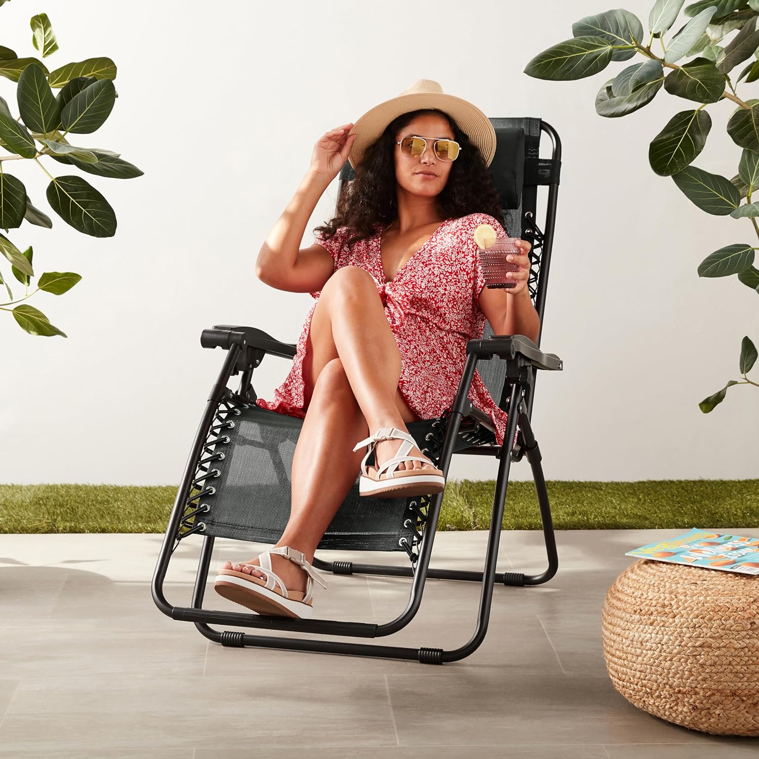 Amazon Basics Foldable Zero Gravity Chair